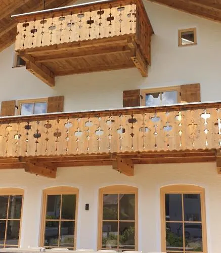 Sonnenbichl Tatil Evi *